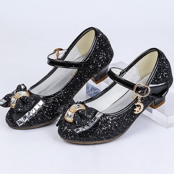 5/$20 SALE ❤️Sparkly Black Kids Shoes with Bow - Picture 1 of 12